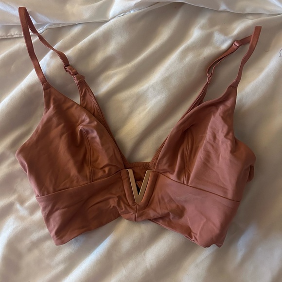 Victoria’s Secret Pink Bralette Size Small - Picture 1 of 2